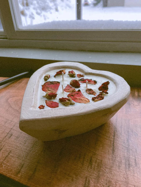 White 10oz Heart Shaped Wooden Dough Bowl